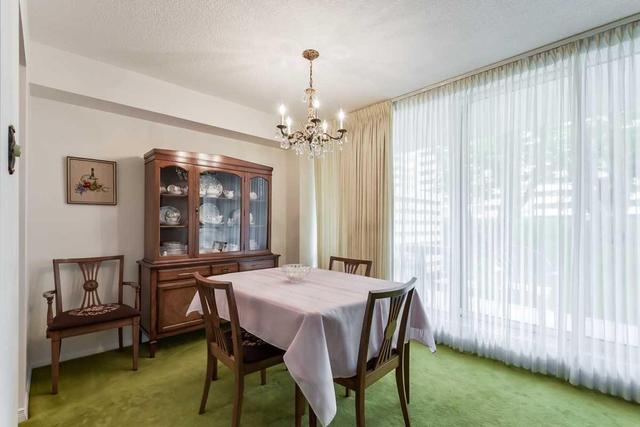 111 - 30 Sunrise Ave, Condo with 4 bedrooms, 2 bathrooms and 1 parking in Toronto ON | Image 7