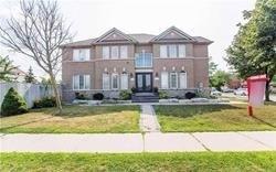 22 Summer Valley Dr, House detached with 4 bedrooms, 4 bathrooms and 4 parking in Brampton ON | Image 1