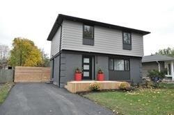 1325 Humphreys Cres, House detached with 3 bedrooms, 4 bathrooms and 3 parking in Burlington ON | Image 1