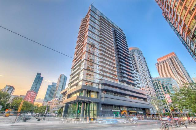 807 - 352 Front St W, Condo with 2 bedrooms, 2 bathrooms and 1 parking in Toronto ON | Image 1
