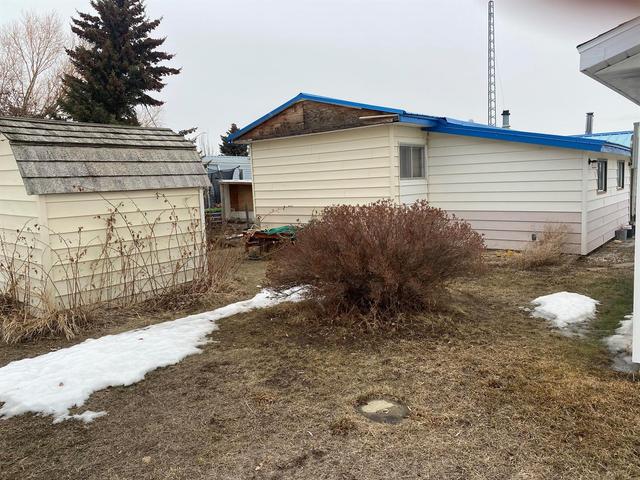 100 Ottawa Square N, House detached with 3 bedrooms, 1 bathrooms and 1 parking in Taber MD AB | Image 23