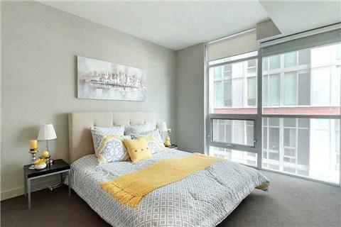 818 - 21 Nelson St, Condo with 2 bedrooms, 2 bathrooms and 1 parking in Toronto ON | Image 5