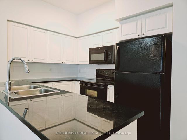 gv128 - 17 Barberry Pl, Townhouse with 1 bedrooms, 1 bathrooms and 1 parking in Toronto ON | Image 29