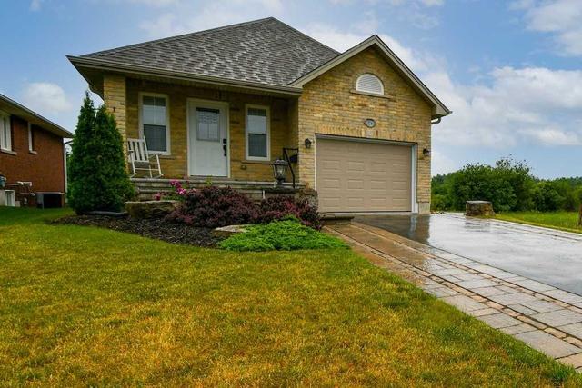 116 Laurent Blvd, House detached with 2 bedrooms, 2 bathrooms and 5 parking in Kawartha Lakes ON | Image 12