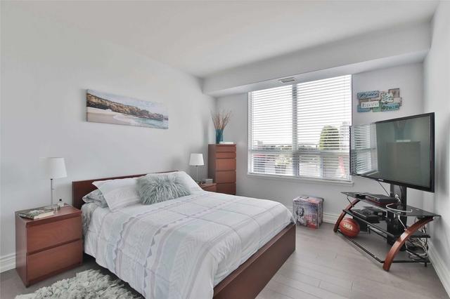 809 - 2088 Lawrence Ave W, Condo with 2 bedrooms, 2 bathrooms and 1 parking in Toronto ON | Image 11