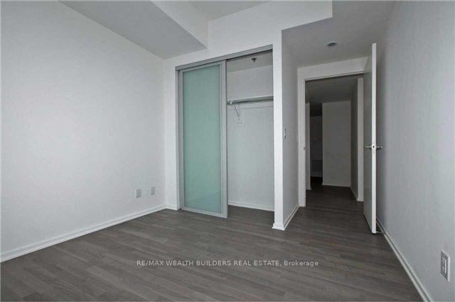 1101 - 1 Bloor St E, Condo with 2 bedrooms, 2 bathrooms and 1 parking in Toronto ON | Image 17