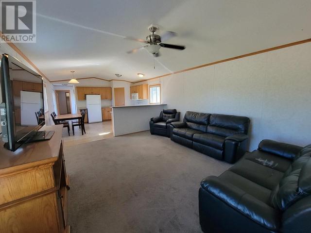 0 - 3851 Hwy 97 Highway S, House other with 3 bedrooms, 2 bathrooms and null parking in Chetwynd BC | Image 3