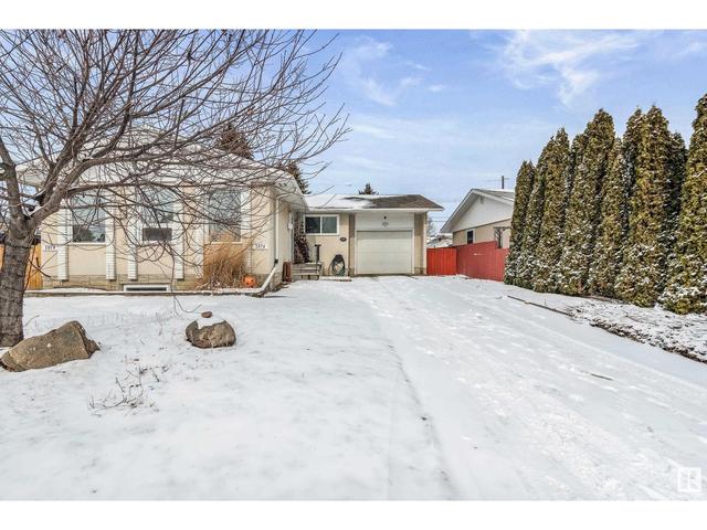 107 Steele Cr Nw, House detached with 5 bedrooms, 2 bathrooms and null parking in Edmonton AB | Image 3