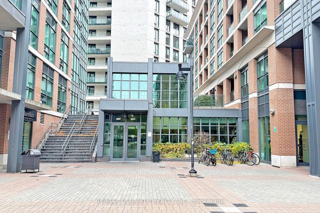 613 - 1169 Queen St W, Condo with 1 bedrooms, 1 bathrooms and 1 parking in Toronto ON | Image 8