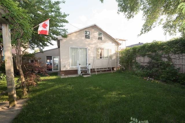 6 Arthur St, House detached with 2 bedrooms, 2 bathrooms and 3 parking in Toronto ON | Image 25