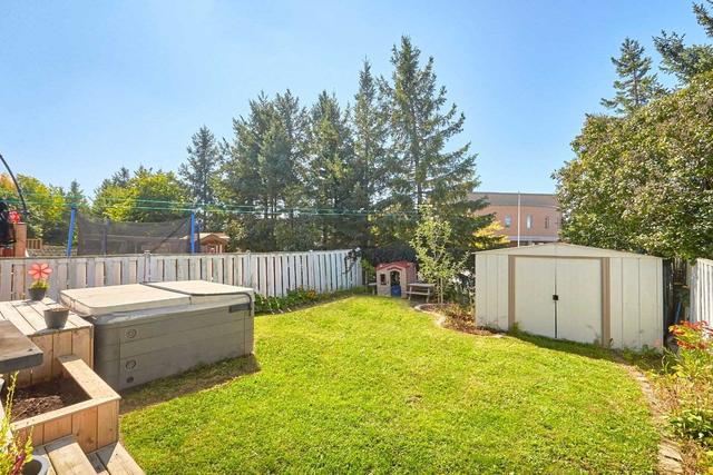 74 Wallace Dr, House detached with 3 bedrooms, 2 bathrooms and 3 parking in Barrie ON | Image 6
