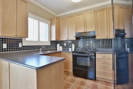 46 Teal Cres, House detached with 3 bedrooms, 4 bathrooms and 2 parking in Vaughan ON | Image 11
