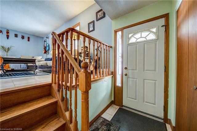 86 42nd Street S, House detached with 3 bedrooms, 1 bathrooms and null parking in Wasaga Beach ON | Image 6