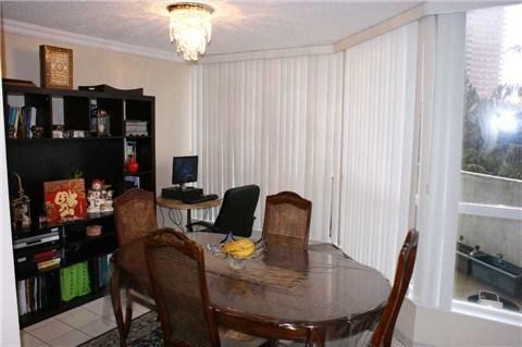 312 - 1 Rowntree Rd, Condo with 2 bedrooms, 2 bathrooms and 1 parking in Toronto ON | Image 6