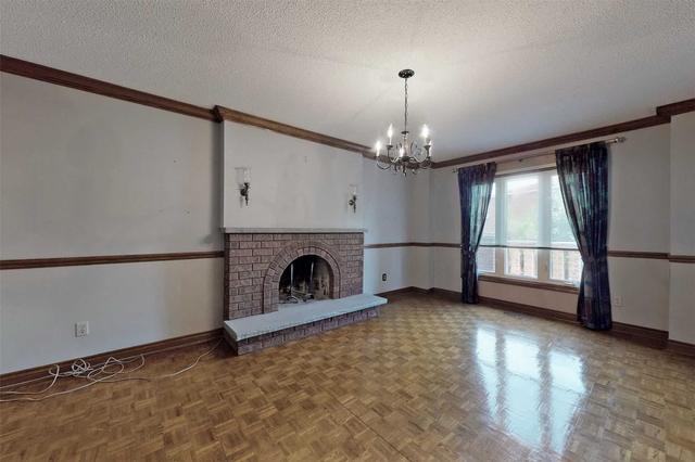 20 Ivory Crt, House detached with 4 bedrooms, 4 bathrooms and 6 parking in Vaughan ON | Image 3