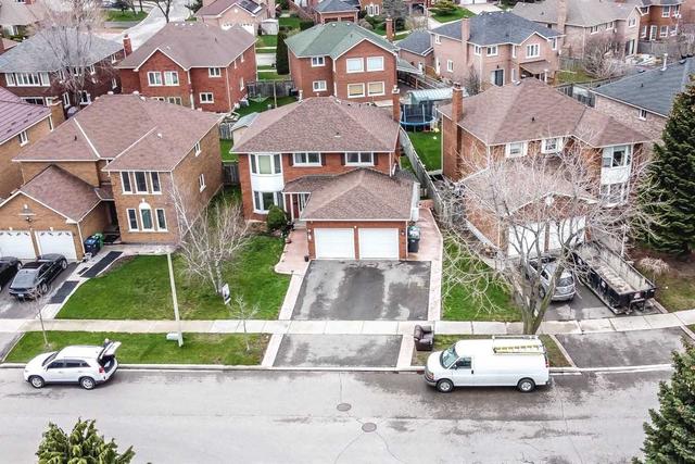 9 Lansdowne Dr, House detached with 4 bedrooms, 4 bathrooms and 7 parking in Brampton ON | Image 19