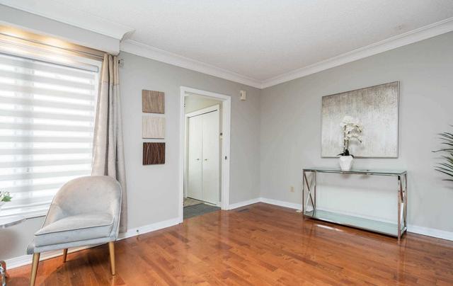 88 Pemberton Ave, House detached with 3 bedrooms, 2 bathrooms and 3 parking in Toronto ON | Image 12