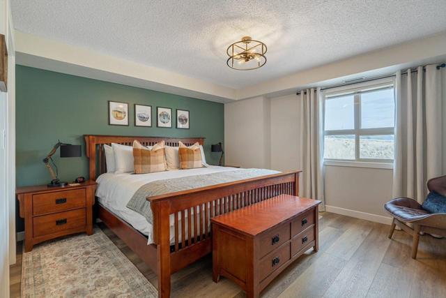 1213 - 205 Third Avenue, Condo with 2 bedrooms, 2 bathrooms and 1 parking in Invermere BC | Image 2