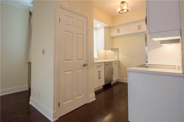 uph1 - 55 Bloor St E, Condo with 2 bedrooms, 2 bathrooms and 1 parking in Toronto ON | Image 5