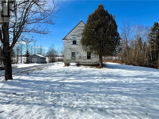 481 Route 595, House detached with 4 bedrooms, 1 bathrooms and null parking in Southampton NB | Image 1