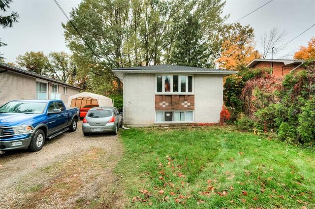 46 Scenic Dr, House detached with 3 bedrooms, 2 bathrooms and 4 parking in Kitchener ON | Image 1