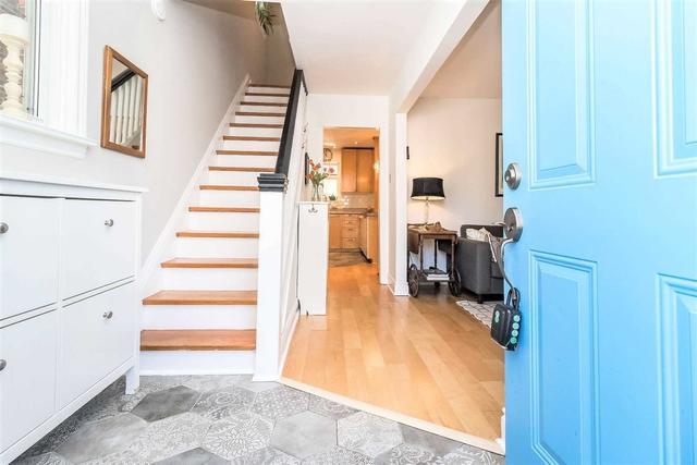 59 Emerald Cres, House semidetached with 3 bedrooms, 2 bathrooms and 2 parking in Toronto ON | Image 23