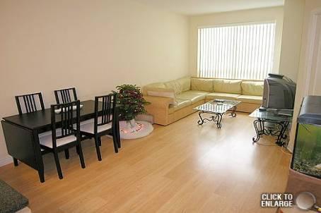 114 - 50 Disera Dr, Condo with 1 bedrooms, 1 bathrooms and 1 parking in Vaughan ON | Image 3