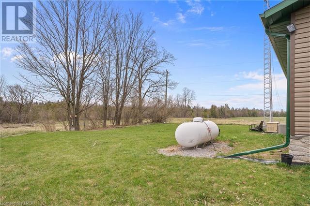 5888 Highway 35, House detached with 3 bedrooms, 1 bathrooms and 6 parking in Kawartha Lakes ON | Image 10