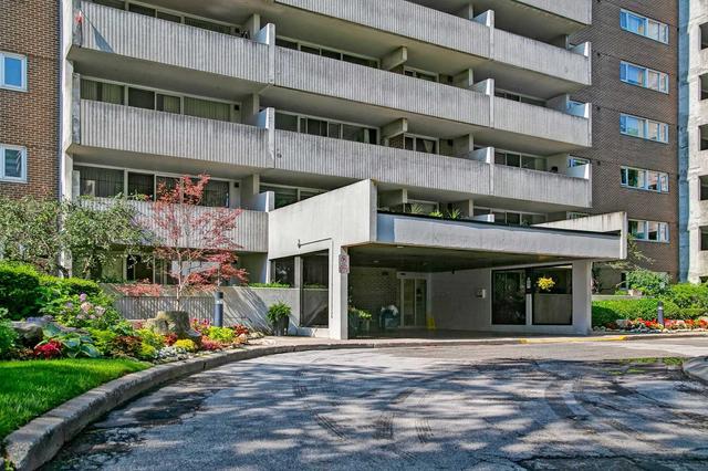 1403 - 240 Scarlett Rd, Condo with 3 bedrooms, 2 bathrooms and 2 parking in Toronto ON | Image 28