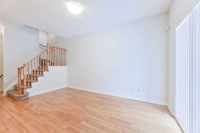 th10 - 12 Cox Blvd, Townhouse with 3 bedrooms, 3 bathrooms and 2 parking in Markham ON | Image 27