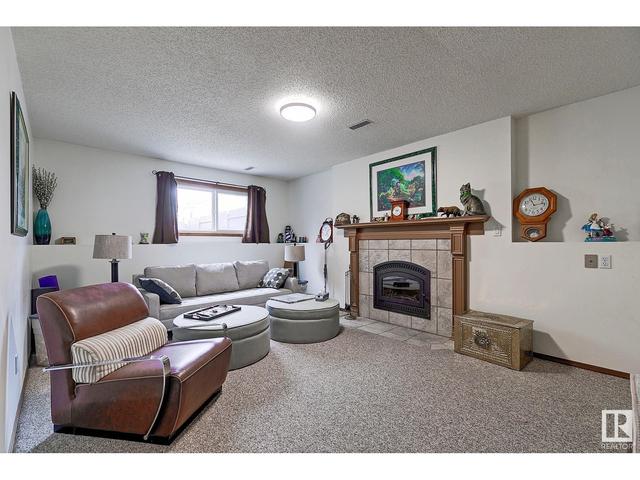 16812 95 St Nw, House detached with 3 bedrooms, 2 bathrooms and null parking in Edmonton AB | Image 34
