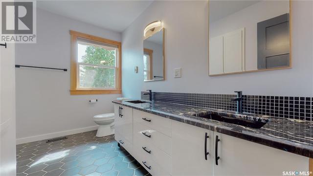 892 Mcniven Avenue, House detached with 5 bedrooms, 4 bathrooms and null parking in Regina SK | Image 33