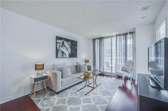 1003 - 43 Eglinton Ave, Condo with 2 bedrooms, 1 bathrooms and null parking in Toronto ON | Image 3