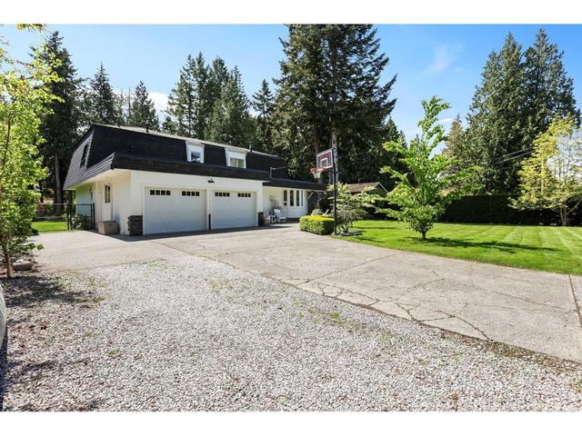 12688 23 Avenue, House detached with 5 bedrooms, 4 bathrooms and 6 parking in Surrey BC | Card Image