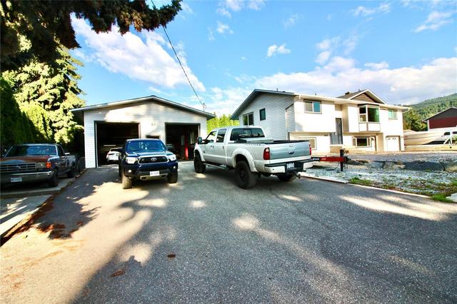 9665 Bessette Road, House detached with 5 bedrooms, 3 bathrooms and null parking in Coldstream BC | Image 45