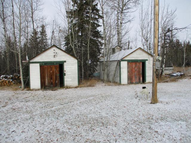 891077 Rge Rd 232, House detached with 5 bedrooms, 1 bathrooms and null parking in Northern Lights County AB | Image 2