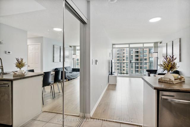 1105 - 5508 Yonge St, Condo with 2 bedrooms, 2 bathrooms and 1 parking in Toronto ON | Image 7