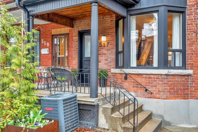 517 Manning Ave, House semidetached with 4 bedrooms, 3 bathrooms and 1.5 parking in Toronto ON | Image 12