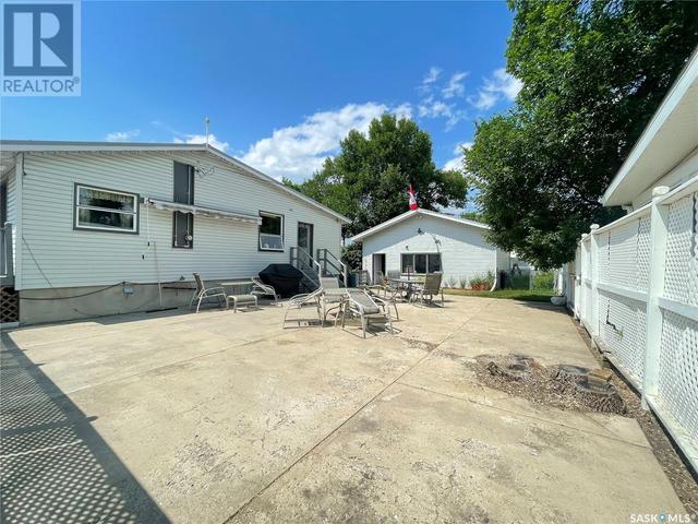 348 Fairchild Avenue, House detached with 3 bedrooms, 2 bathrooms and null parking in Regina Beach SK | Image 14