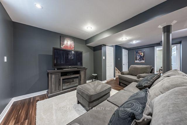 362 Rexford Dr, House detached with 3 bedrooms, 2 bathrooms and 6 parking in Hamilton ON | Image 15