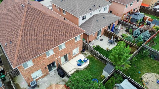 5657 Topaz Pl, House semidetached with 3 bedrooms, 4 bathrooms and 3 parking in Mississauga ON | Image 30