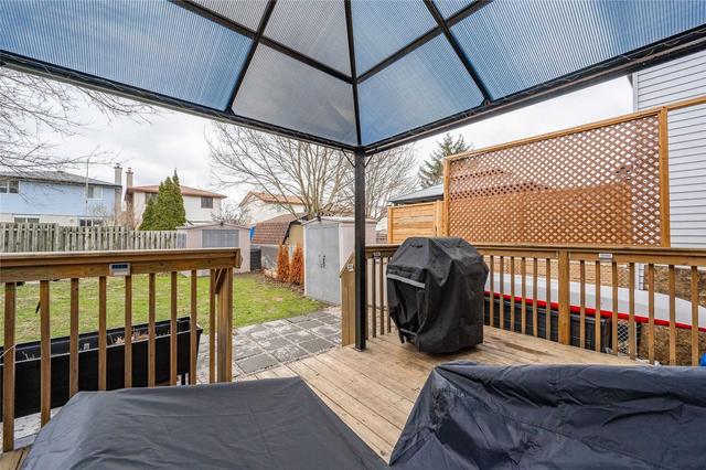 42 Upton Cres, House detached with 3 bedrooms, 2 bathrooms and 3 parking in Guelph ON | Image 29