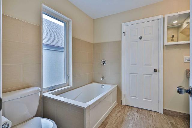 12 Dennis Ave, House detached with 7 bedrooms, 5 bathrooms and 6 parking in Toronto ON | Image 24