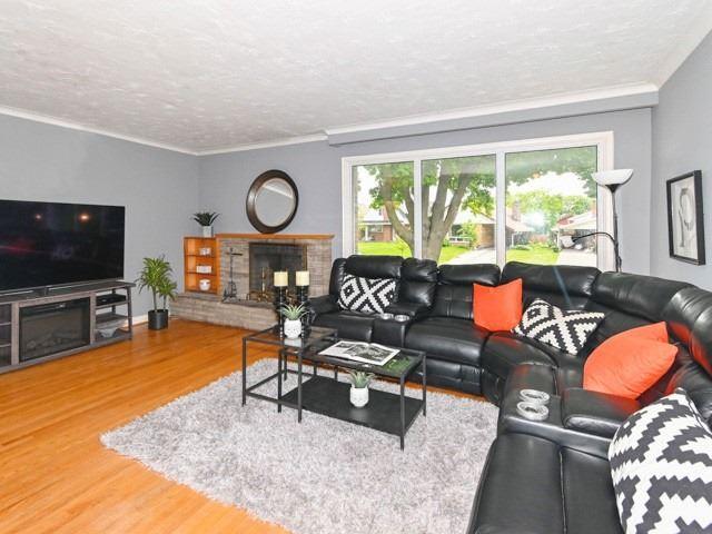 4 Penzance Dr, House detached with 3 bedrooms, 2 bathrooms and 3 parking in Toronto ON | Image 11