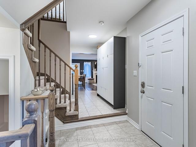 126 Lemieux Crt, House attached with 3 bedrooms, 4 bathrooms and 2 parking in Milton ON | Image 36