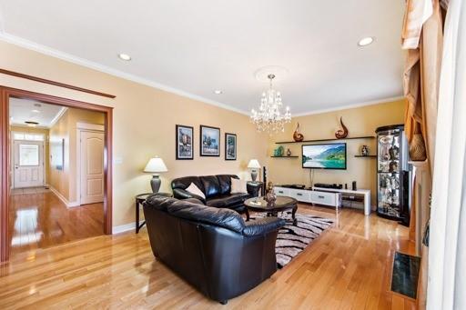207 - 20 Gilder Dr, Condo with 3 bedrooms, 2 bathrooms and 1 parking in Toronto ON | Image 4