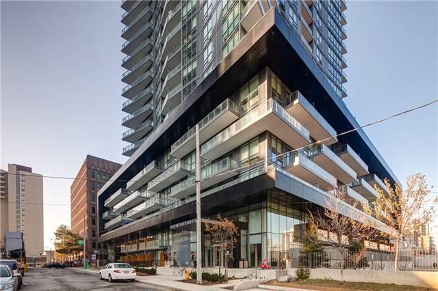 518 - 30 Roehampton Ave, Condo with 2 bedrooms, 2 bathrooms and null parking in Toronto ON | Image 1