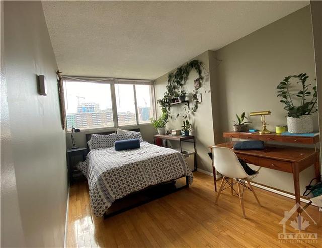 810 - 530 Laurier Avenue W, Condo with 2 bedrooms, 1 bathrooms and 1 parking in Ottawa ON | Image 18