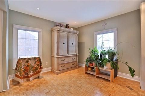 3629 Greenbower Crt, House detached with 4 bedrooms, 4 bathrooms and 4 parking in Mississauga ON | Image 11