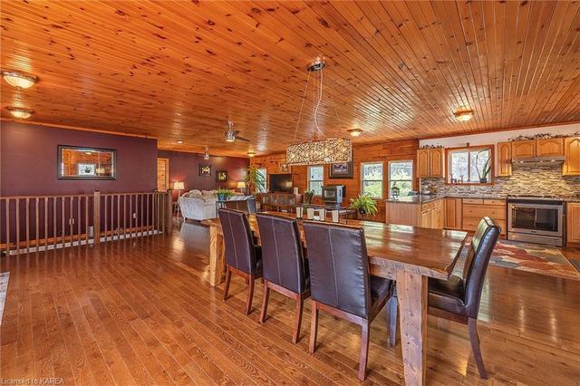 2723 Desert Lake Road, House detached with 3 bedrooms, 2 bathrooms and 13 parking in South Frontenac ON | Image 48